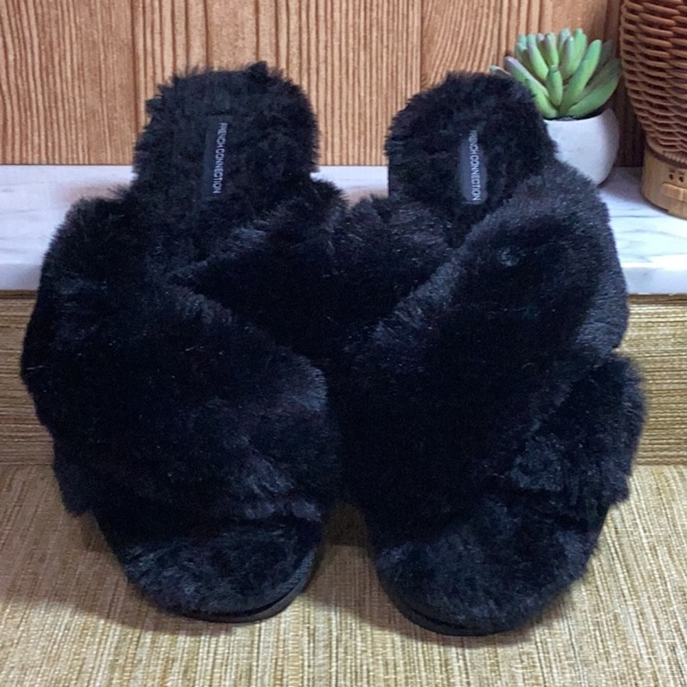 French Connection Black Faux Fur Women's Slippers size 9/10 large